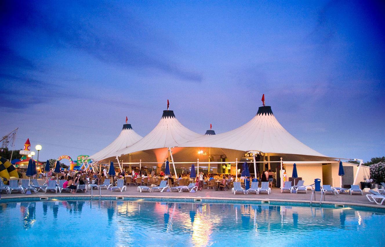 Globales Aparthotel Bouganvilla Sa Coma  Eksteriør billede